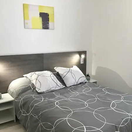 Lumea 80m2 Climatise Parking Proche Sanctuaire Apartment