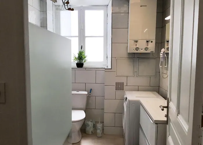 Lumea 80 M2 Climatise Parking Proche Sanctuaires Apartment