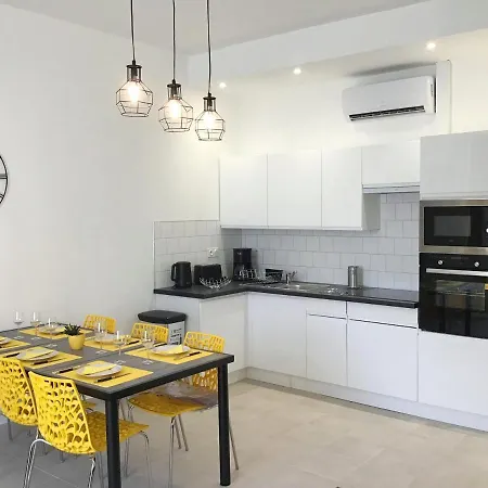 Lumea 80 M2 Climatise Parking Proche Sanctuaires Apartment Lourdes