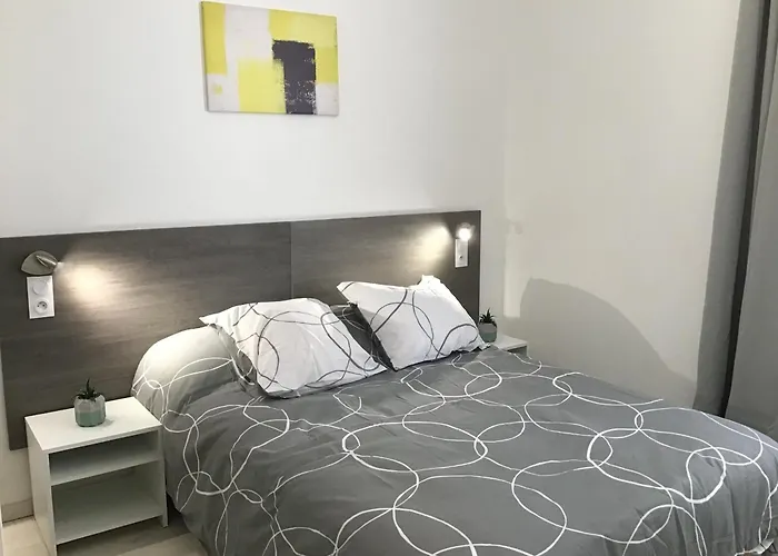 Lumea 80 M2 Climatisé Parking Proche Sanctuaires Appartement